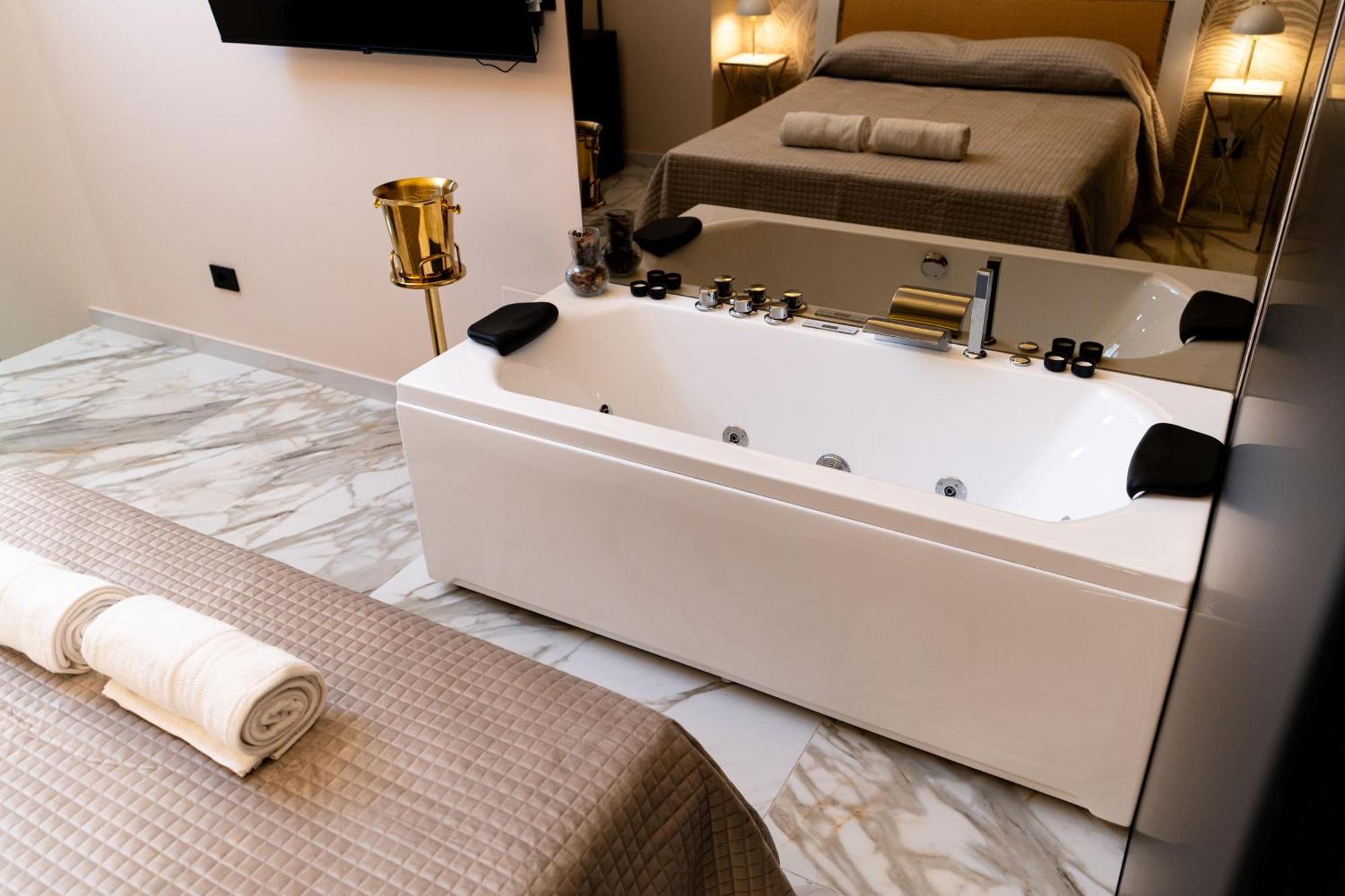Golden Moon Holiday House كاتانيا المظهر الخارجي الصورة